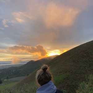 Meet your Posher, Leslie